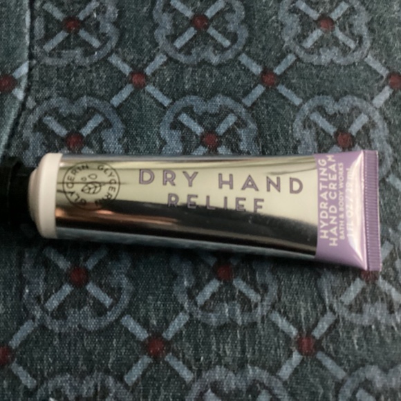 Bath & Body Works Hand Cream 1 fl oz/29 ml (2 for $15) - Picture 3 of 9